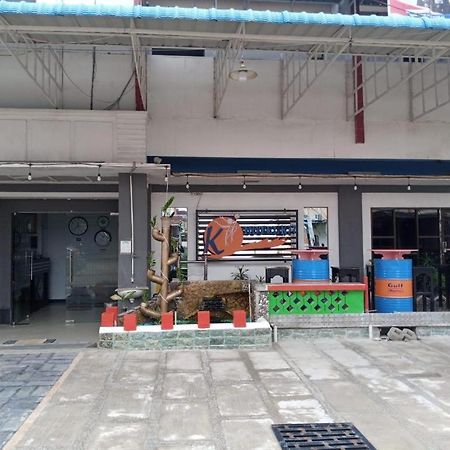 Hotel K77 Dumai Exterior foto